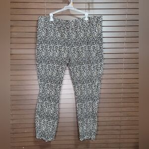 Old Navy Pixie High-rise Never Fade Leopard Print Stretch Women's Pants Size 22